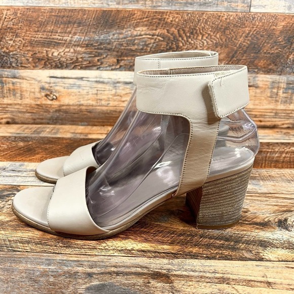 VINCE Josslyn Nude Leather Wooden Block Heel Sandals Ankle Strap Women's 8.5 - Picture 2 of 10